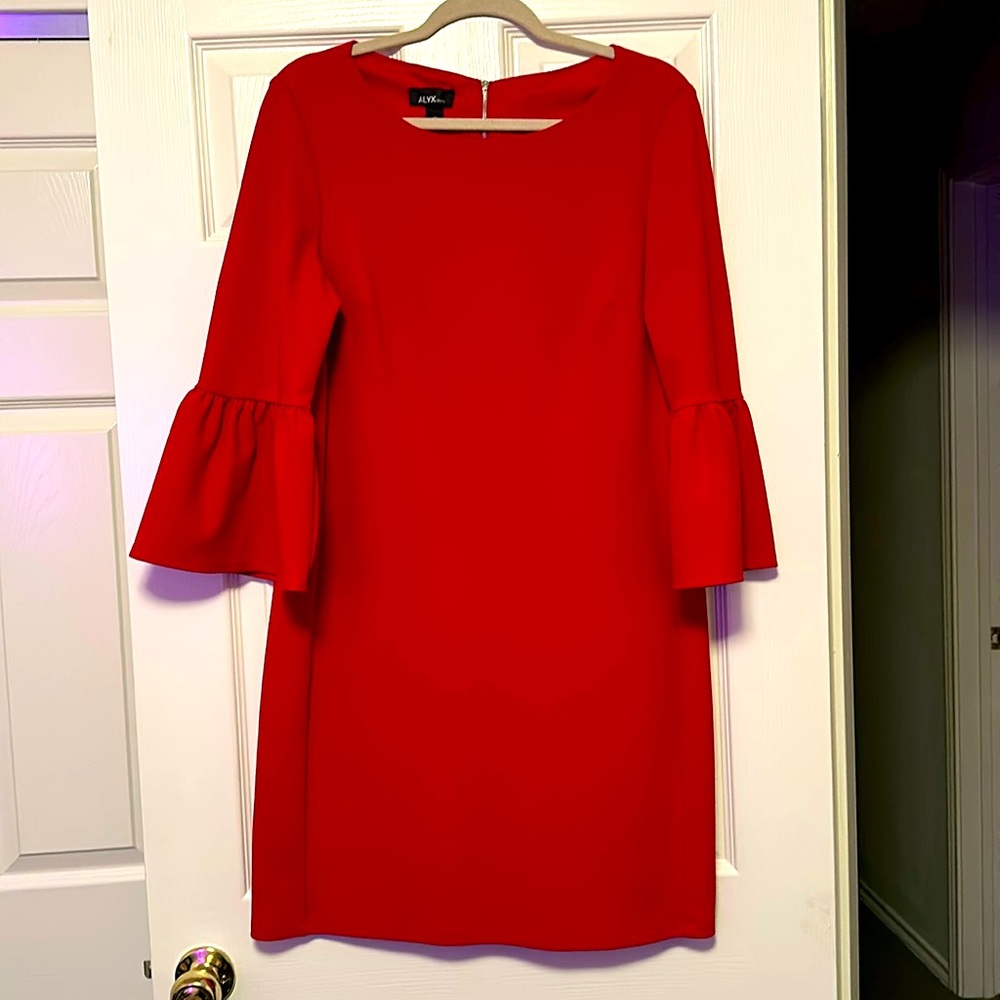 Ruffle Sleeve MIDI Dress